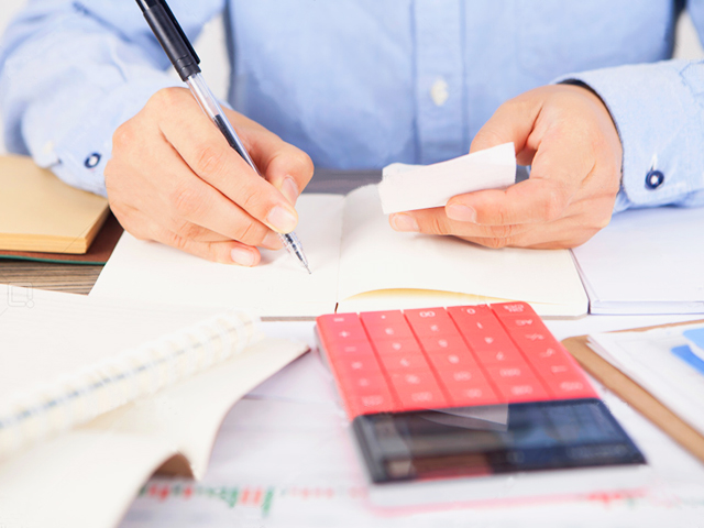 環(huán)保型聚氨酯泡沫表皮增厚劑在室內(nèi)裝飾材料發(fā)泡中對提升表層阻燃性能的輔助